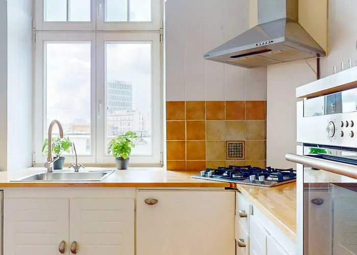 Elegance Premium Balcony Ac Warszawa