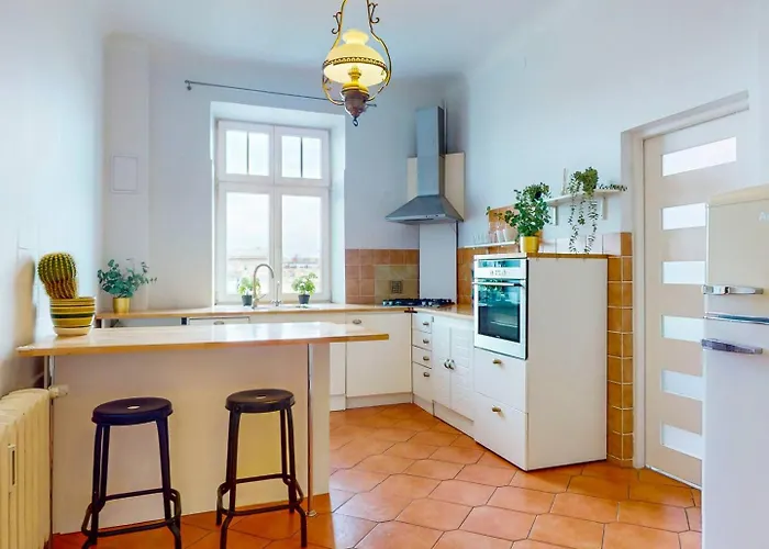 Elegance Premium Balcony Ac Apartament